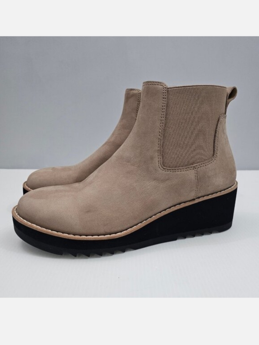 Eileen Fisher Luv Ankle Bootie Womens 7.5 Brown Leather Chelsea Fall Wedge